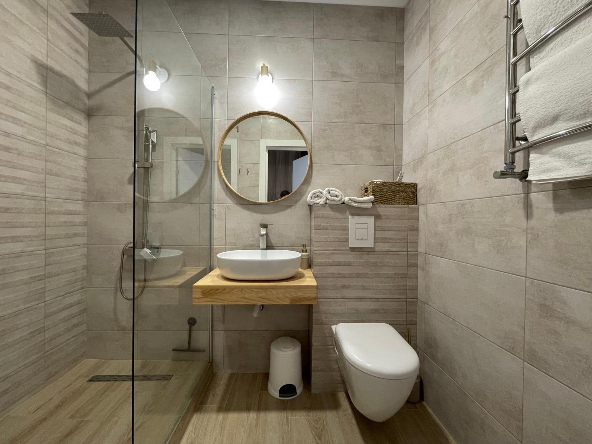Apartamento «Гори́Ще На Площі Польський Ринок» Kamianets-Podilskyi Habitación foto
